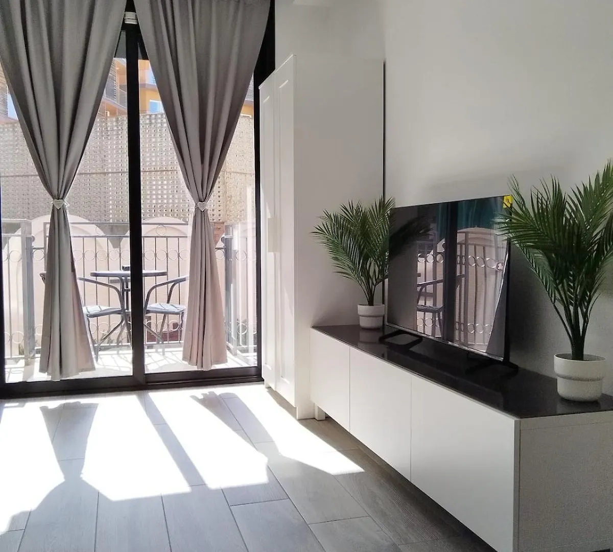 Nicolle Apartment Lloret De Mar 0*,